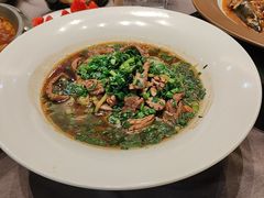 -香山湖家家宴(中山陵店)
