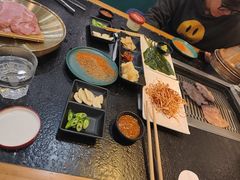 -臻牛烤肉