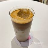 下雨天邂逅社区咖啡店☕