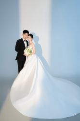 -雪中彩影婚纱摄影·微光艺术中心