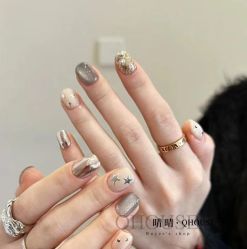 -QHOUSE美甲美睫