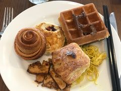 -昆山琶拉帝诗酒店·河畔咖啡厅Riverside Cafe