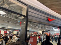 -东荟城名店仓