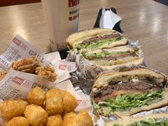-The Habit Burger Grill 哈比特汉堡(复兴soho店)