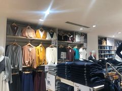 -优衣库(哈尔滨中央大街店)