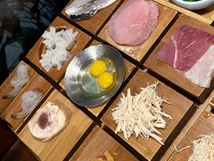 -银米·云南传统过桥米线(双廊黑金冠店)
