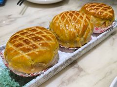 酥皮水牛奶菠萝包-陶陶居酒家(环市东店)