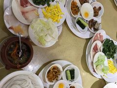-桥香园云南过桥米线(金马碧鸡店)