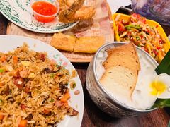 牛肝菌炒饭-婉泰·特色小吃·舂鸡脚(告庄二店)