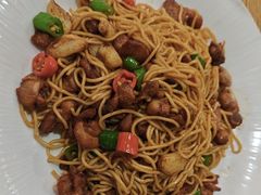 鸡肉捞面-乡村馕坑肉·烧烤·新疆菜·本地人更爱吃(阿勒泰首店)