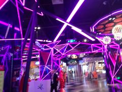 -时尚MEGO商业广场(华新地铁店)
