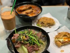 豬潤牛肉皮蛋芫茜米粉-华嫂冰室(尖沙咀店)