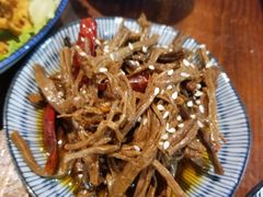 麻辣牛肉丝-余味