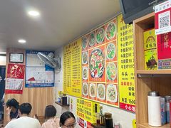 -牛小隆牛肉面馆(四牌楼店)