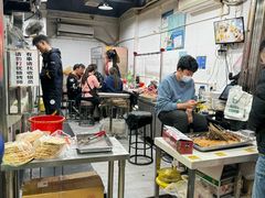-巴汗羊肉串烧烤店