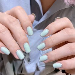 -花岐款式专研健康美甲沙龙