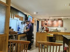 -呷佬·长沙手工米粉(金沙江路店)