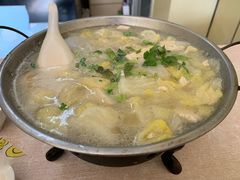 素锅仔-宝光熏肉鞋底火烧(新街口店)
