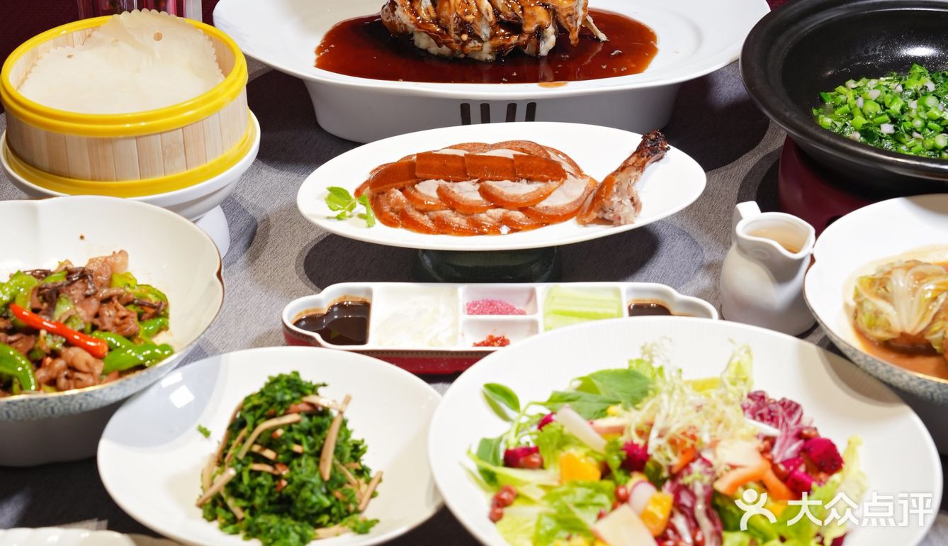 聚餐被朋友一通夸赞！这家餐厅选对啦！
