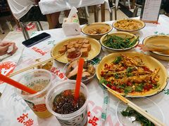 -东排食堂长沙小吃大排档(五一广场店)