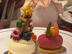 -咖啡苑自助餐厅·中国大饭店