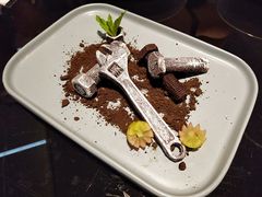 网红巧克力扳手-赫帝拉航空主题餐厅(南宁店)