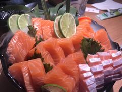 厚切三文鱼腩刺身-沼津港渔市(宏伊国际广场店)