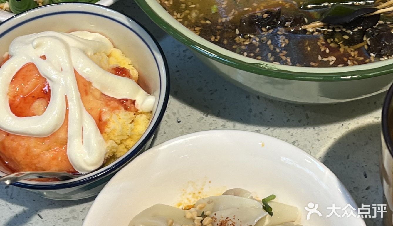 谁还没吃过这家川味小吃店！