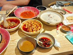 -叁煨蹄花·下饭盐帮菜(人民广场店)