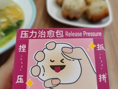 -小杨生煎(金山百联购物中心3楼店)