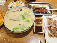 -清真·玛丽亚新疆菜主题餐厅(浙江中路店)