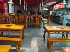-养牛邓·潮汕牛肉海鲜自助火锅(广州店)
