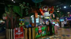 三楼服务台-卡通尼·Safari非洲探索乐园·生日会(金桥国际商业广场店)