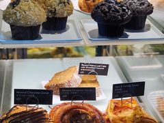 -星巴克(香港国际机场44号闸店)