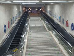 -黄浦路(地铁站)