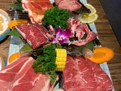 -明洞阿姨·韩式酱蟹烤肉·创意料理(三元桥店)