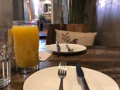 -HIGH FIVE哈福手工汉堡(桂林路店)