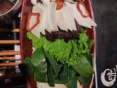 -老牌坊云南鱼豆花火锅(嵩山店)