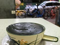 芬芳一一香滑芝麻糊-芬芳甜品(同福路店)