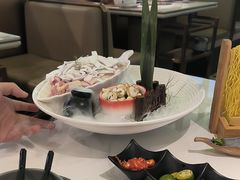 -洪氏嗨捞·广东猪肚鸡·椰子鸡火锅(西咸万象城店)