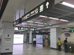 -白石桥南(地铁站)