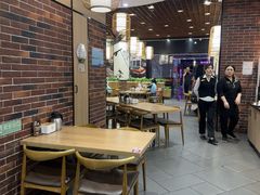 -裕记烧腊连锁餐饮(国商分店)