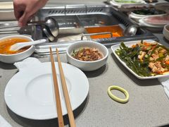 -海底捞火锅(金山百联店)