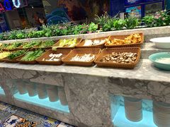 自助取餐区-火锅岛潮牌自助餐厅(天津天佑城店)
