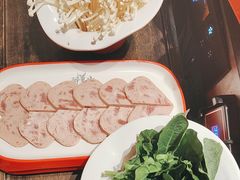 -醉董牛川派鲜肉自选火锅(烟台店)