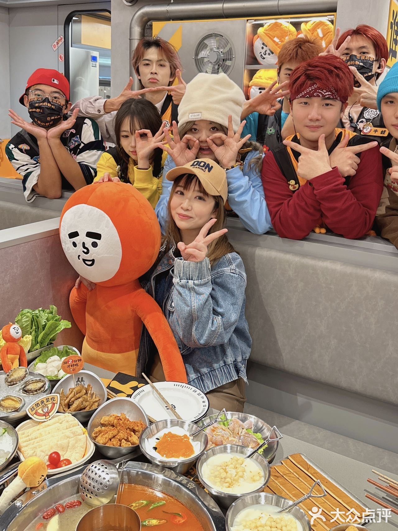 来了来了‼️在这家店吃饭别想玩手机啦‼️