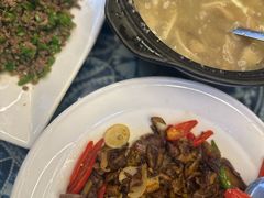 -瑞丰园庭院餐厅·白族传统家常菜