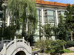 -舜耕山庄四时万和自助餐厅