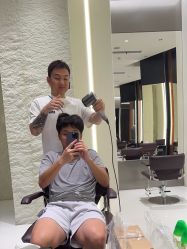-INSTYLE·SALON