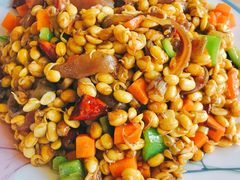 狗皮炒黄豆芽-春明狗肉馆(经开一区店)